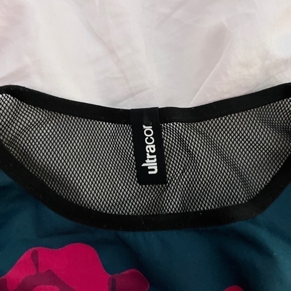 Ultracor Rose Sports Bra - Picture 2 of 5